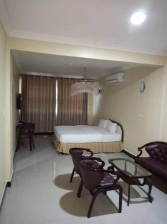 Imagen de la habitación del Hotel Nemarts. Foto 11