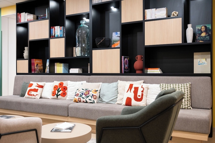 Imagen de los interiores del Hotel Nemea Appart Bordeaux Pessac. Foto 11
