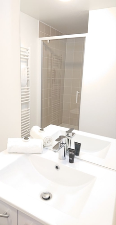 Imagen de la habitación del Hotel Nemea Appart Elypseo Strasbourg Port. Foto 5