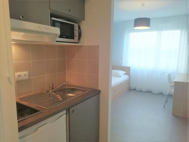 Imagen de la habitación del Hotel Nemea Appart Elypseo Strasbourg Port. Foto 14