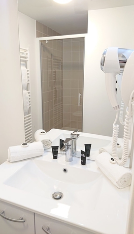 Imagen de la habitación del Hotel Nemea Appart Elypseo Strasbourg Port. Foto 17