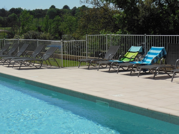 Imagen de la piscina del Hotel Nemea Appart Green Side Biot Sophia Antipolis. Foto 16
