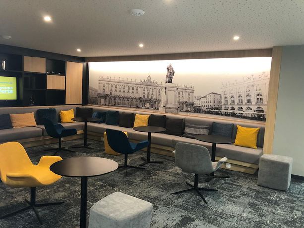 Imagen de los interiores del Hotel Nemea Appart Hotel Grand Cœur Nancy Centre. Foto 14