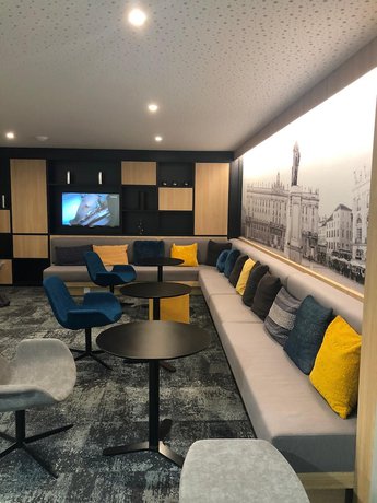 Imagen de los interiores del Hotel Nemea Appart Hotel Grand Cœur Nancy Centre. Foto 16