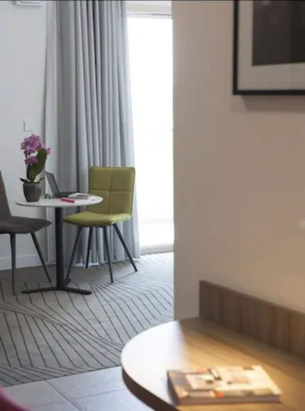 Imagen de la habitación del Hotel Nemea Appart So Cloud Lyon Part Dieu. Foto 14