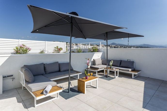 Imagen de los exteriores del Hotel Nemea Appart`Riviera Nice Aeroport. Foto 13