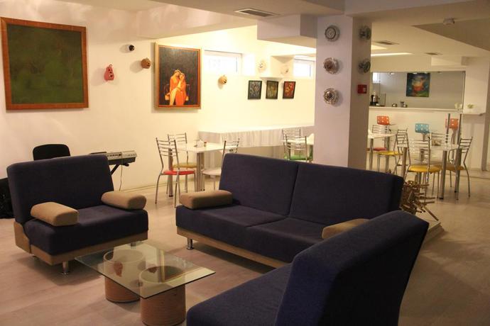 Imagen de los interiores del Hotel Nemi, Baku. Foto 17