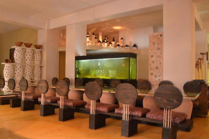 Imagen del bar/restaurante del Hotel Nemi. Foto 2