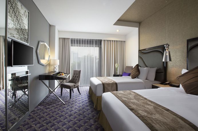 Imagen de la habitación del Hotel Nemuru Grand Bellevue Radio Dalam. Foto 6