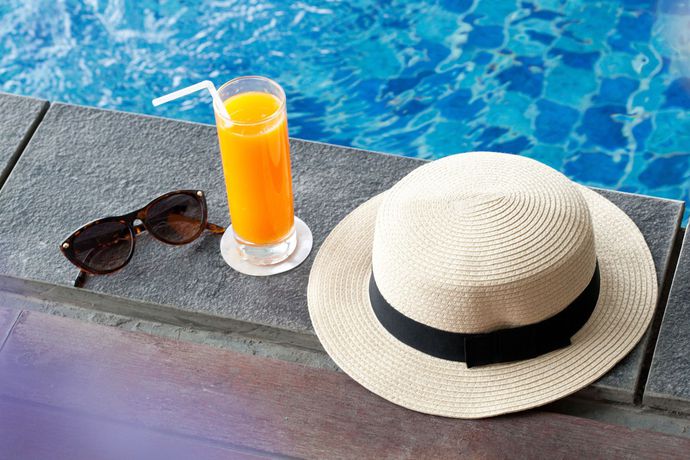 Imagen de la piscina del Hotel Nemuru Grand Bellevue Radio Dalam. Foto 17