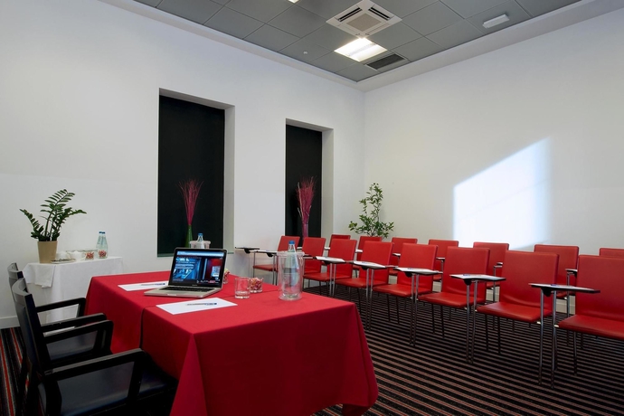 Imagen de los interiores del Hotel Neo, Bresso. Foto 10