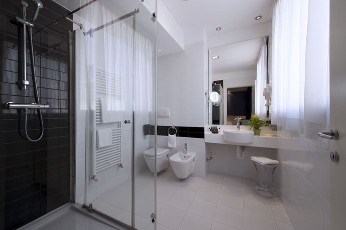 Imagen de la habitación del Hotel Neo, Bresso. Foto 8