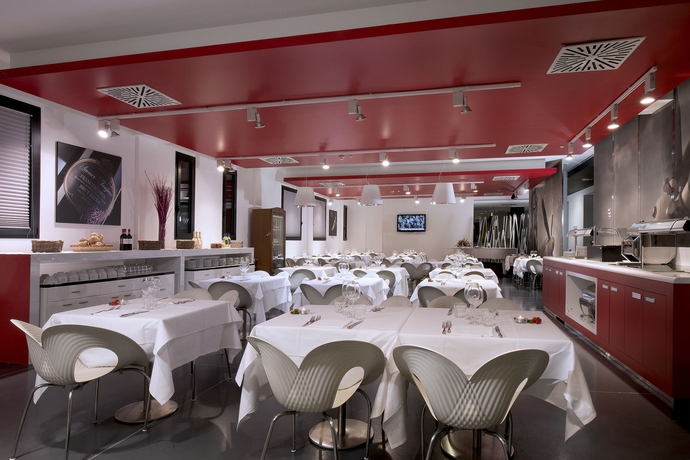 Imagen del bar/restaurante del Hotel Neo, Bresso. Foto 5