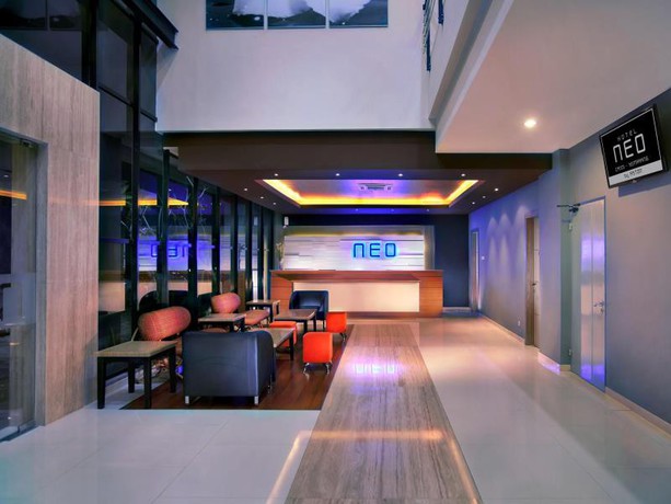 Imagen de los interiores del Hotel Neo Candi Simpang Lima - Semarang By Aston. Foto 7