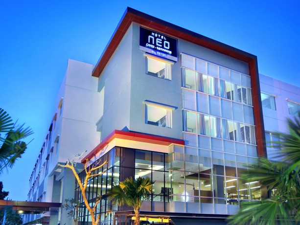 Imagen general del Hotel Neo Candi Simpang Lima - Semarang By Aston. Foto 1
