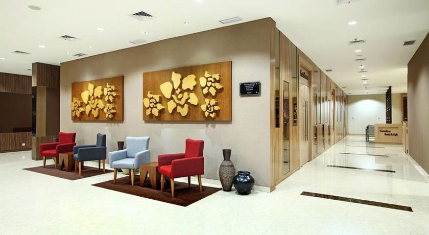 Imagen de los interiores del Hotel Neo Cirebon By Aston. Foto 13
