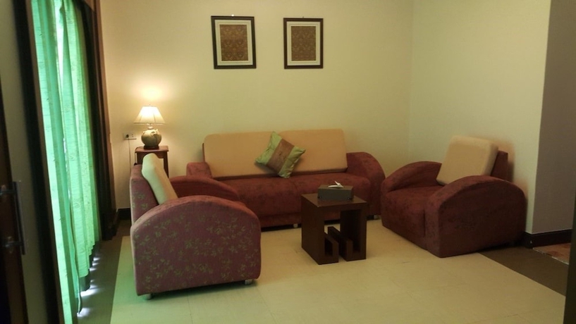 Imagen de la habitación del Hotel Neo Hatyai. Foto 7