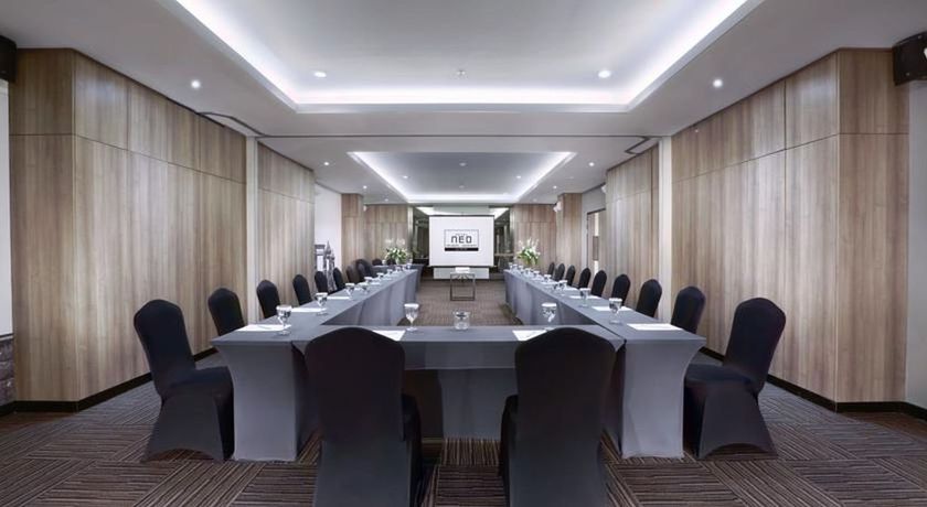 Imagen de los interiores del Hotel Neo Malioboro By Aston. Foto 17