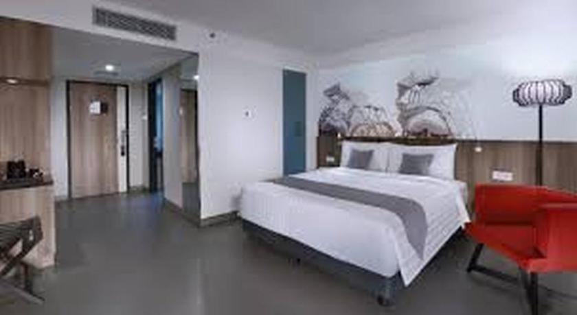 Imagen de la habitación del Hotel Neo Malioboro By Aston. Foto 9