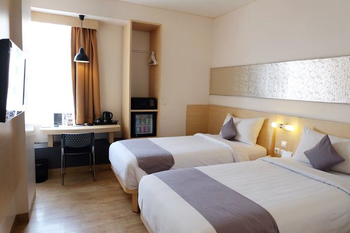 Imagen de la habitación del Hotel Neo Melawai By Aston. Foto 3