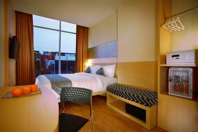 Imagen de la habitación del Hotel Neo Melawai By Aston. Foto 6