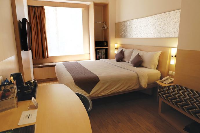 Imagen de la habitación del Hotel Neo Melawai By Aston. Foto 13
