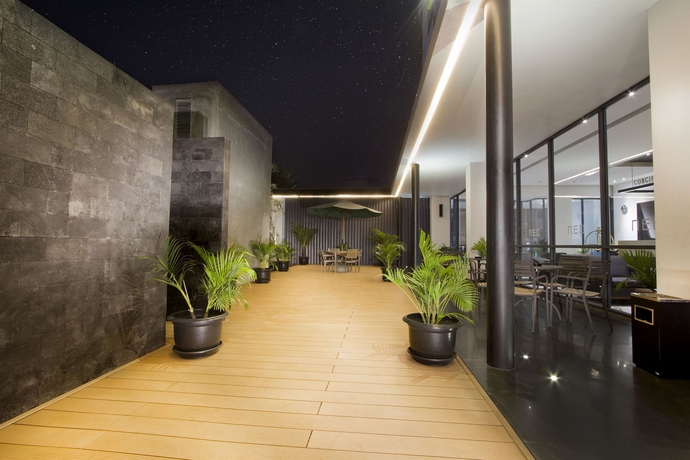Imagen de los interiores del Hotel Neo Tendean Jakarta By Aston. Foto 10