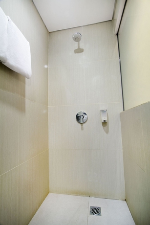 Imagen de la habitación del Hotel Neo Tendean Jakarta By Aston. Foto 7