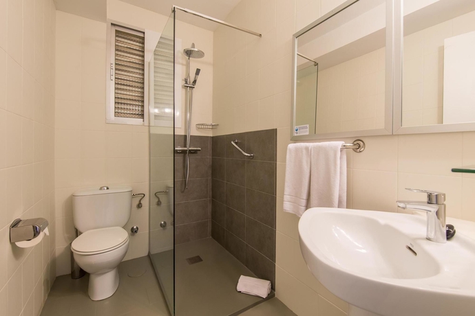 Imagen de la habitación del Hotel Neomagna Madrid. Foto 4