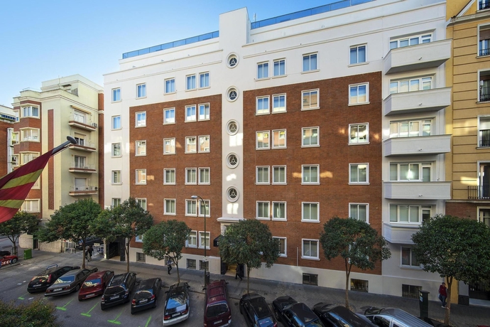 Imagen de los exteriores del Hotel Neomagna Madrid. Foto 13