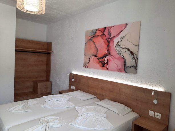 Imagen de la habitación del Hotel Neon. Foto 7