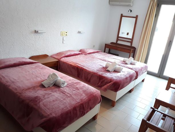 Imagen de la habitación del Hotel Neon. Foto 11