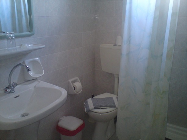 Imagen de la habitación del Hotel Neon. Foto 15