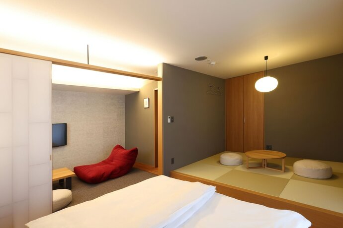 Imagen de la habitación del Hotel Neon, Kanazawa. Foto 13