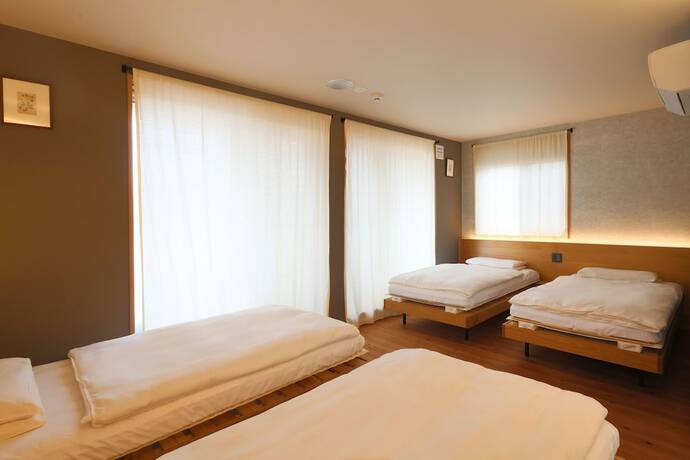 Imagen de la habitación del Hotel Neon, Kanazawa. Foto 19