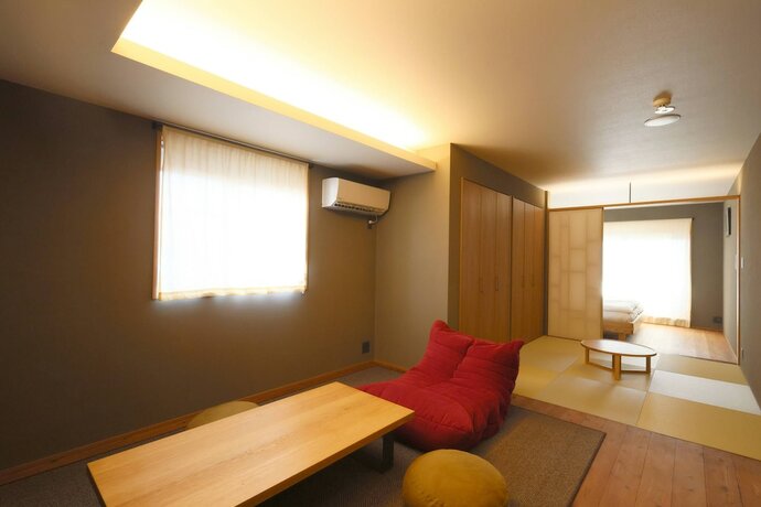 Imagen de la habitación del Hotel Neon, Kanazawa. Foto 33