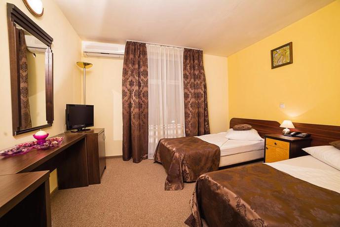 Imagen de la habitación del Hotel Neon, Timisoara. Foto 9