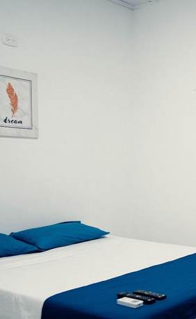 Imagen de la habitación del Hotel Neos Cartagena. Foto 2