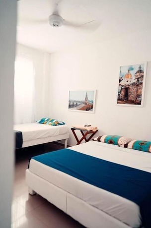 Imagen de la habitación del Hotel Neos Cartagena. Foto 3