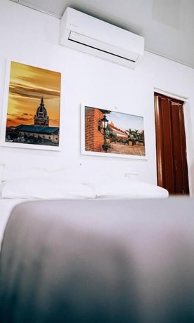 Imagen de la habitación del Hotel Neos Cartagena. Foto 9