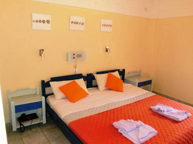 Imagen de la habitación del Hotel Neos Matala. Foto 6