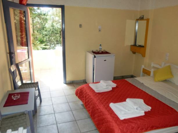 Imagen de la habitación del Hotel Neos Matala. Foto 7