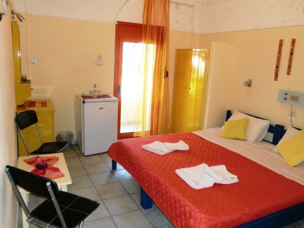 Imagen de la habitación del Hotel Neos Matala. Foto 11