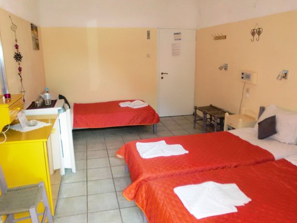 Imagen de la habitación del Hotel Neos Matala. Foto 14