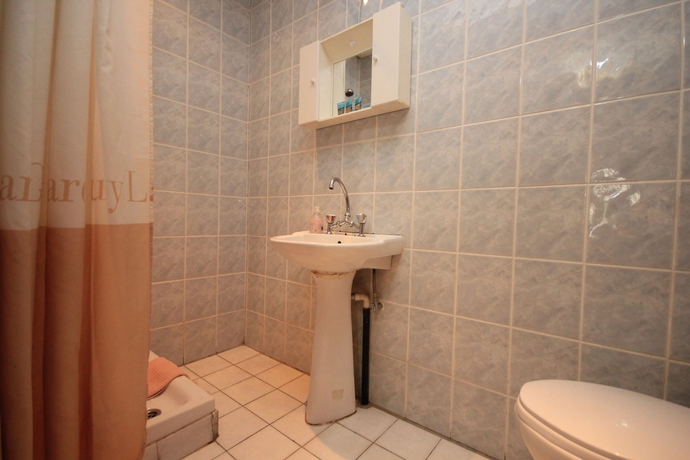 Imagen de la habitación del Hotel Neos Olympos. Foto 9