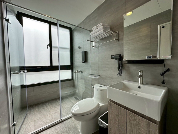 Imagen de la habitación del Hotel Neostay. Foto 4