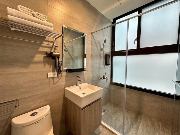 Imagen de la habitación del Hotel Neostay. Foto 8