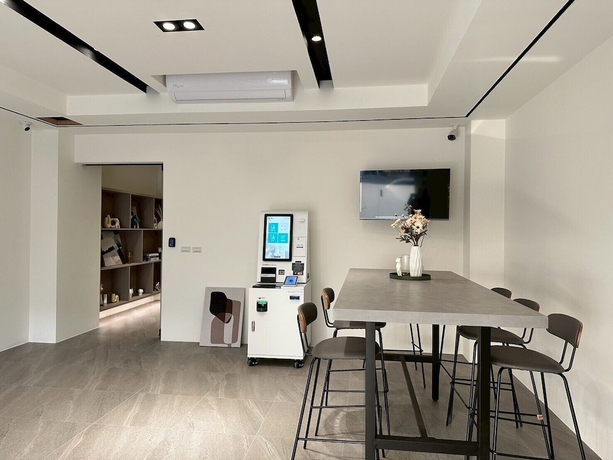 Imagen de los interiores del Hotel Neostay. Foto 10