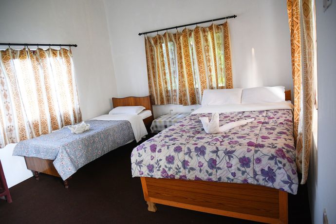 Imagen de la habitación del Hotel Nepal Wildlife Resort. Foto 6