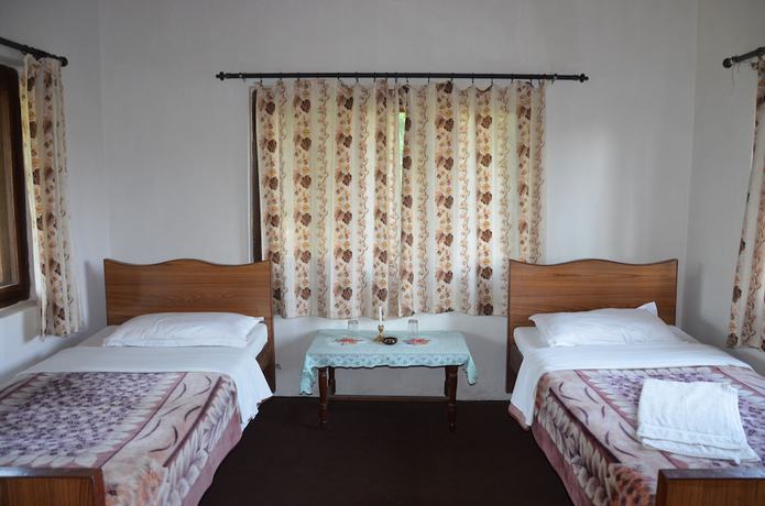 Imagen de la habitación del Hotel Nepal Wildlife Resort. Foto 10